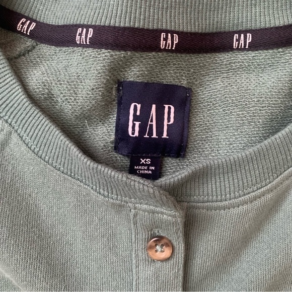 Gap sage green henley crewneck sweatshirt size XS - Picture 5 of 5